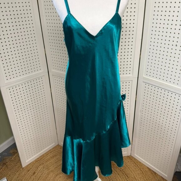 Victoria's Secret Other - Vintage Victoria's Secret Chemise Slip Womens Large 90's Lingerie Gold Label